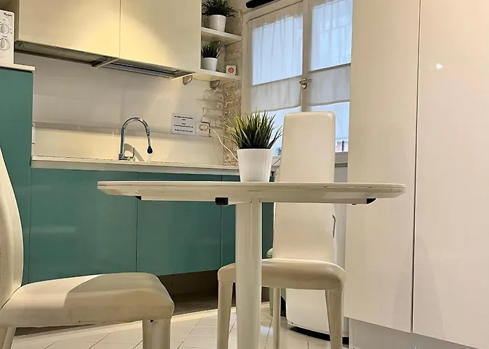 Venetian Place Венеция